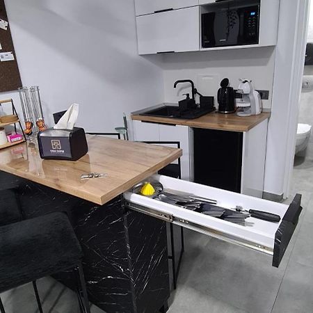 Casa Chiper - Apartament Etaj 1 Braşov Exteriör bild