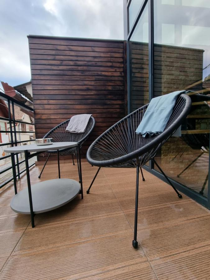 Casa Chiper - Apartament Etaj 1 Braşov Exteriör bild